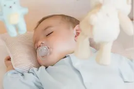 4-8个月宝宝睡眠规律：达成这三项“标准”，宝妈就可以放心了图片