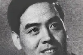 “老公安”印质明图片