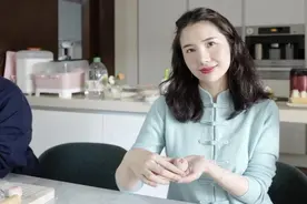 总裁夫人董花花发文力挺蒋凡，他们俩和好了吗？视频封面