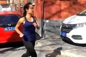 跑步女“道歉”：我很后悔，现在一无所有，求放过图片