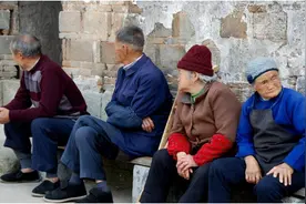 农村俗语“宅中现四喜，家中出能人”啥意思？四喜分别指的是啥？图片