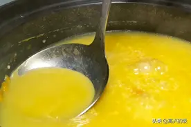 小米别随便买！“搓一搓”就能区分，好多人不会挑，买错的不要吃图片