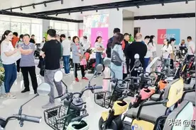 接娃专用，开学季最值得入手的电动车，车主：接娃问题解决了图片