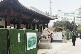 莲湖公园和革命公园月底前完成围墙拆除 呼吁市民爱护环境图片
