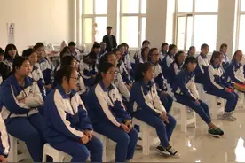 “学徒制”是啥？广州2000余名新生入校没学籍，或被迫走学徒道路图片