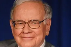 巴菲特：越喜欢在这三个方面故作大方，就越穷，富人眼中的小丑图片