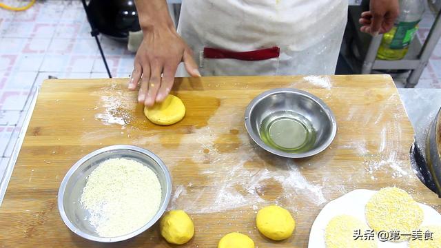 南瓜饼和面太粘怎么办