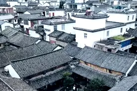 《我们恋爱吧3》：“丑男”转向，最美恋综女嘉宾被指太卑微图片