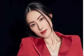 为嫁豪门靠“肚皮”，生3子惨遭“退货”，梁洛施“手段”太低级图片