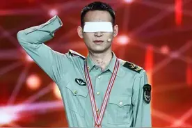 失去双臂、双眼的“杜富国”，仍旧渴望报国图片