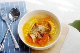 针对高龄老人尿失禁的问题，十大饮食调理安全又有效视频封面