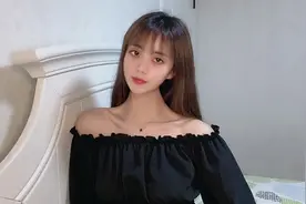 凌晨一点，美女深夜加班吐心声，网友：照片看上去好忧伤图片
