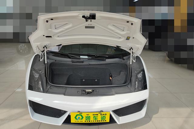 9年的兰博基尼盖拉多卖家说精品，客户心存侥幸是捡漏还是踩坑？