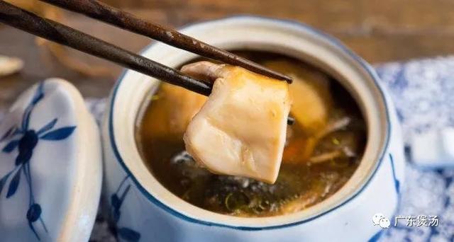 鸡煲花胶汤做法大全 2026年鸡煲花胶汤做法大全视频