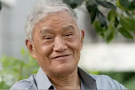 德艺双馨艺术家牛犇，拍戏74年身价不菲，今85岁却入驻养老院图片