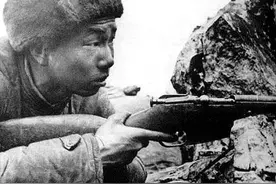 中美王牌狙击手的对决，张桃芳对战美军“幽灵”狙击手图片