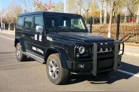 北京BJ80新车曝光，外观很霸气，搭载五菱3.0T国六动力图片