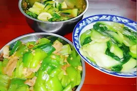 情侣一天伙食：20块成本价的青椒肉片、上海青，在家吃卫生又便宜图片