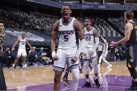 沃尔之后NBA最快的后卫！一人打爆快船全队！他真的值1.9亿图片