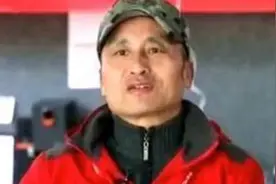 京东史上第一名快递员，工号0001，入职12年，如今他月薪多少？图片