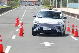 干倒一大批合资车！这款20多万的国产车这回没丢脸吧？图片