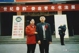 70后农民书法家27岁时就靠卖字换来7套房，给书坛留下一段传奇图片