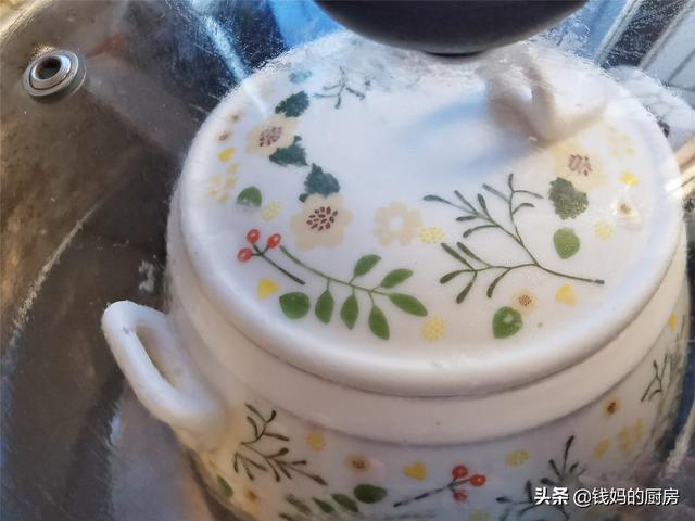 花胶灵芝煲什么汤好 2025年花胶灵芝煲什么汤好喝又营养