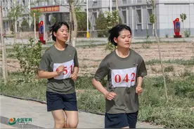 入伍600天，两次立军功，这位00后高原女兵太飒了图片