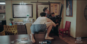 这部剧竟然能过审……背后不是有人就是有妖