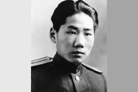 占领南京后，陈毅叫来一个小排长排雷，不料他却是毛主席的儿子图片