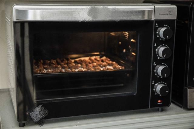 这种零食自制最好吃，富含20多种氨基酸，优质蛋白帮助孩子长高个