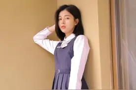 校园美女，JK制服，养眼迷人图片