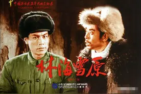 《林海雪原》少剑波，3岁丧父母亲截肢，终身成就奖，住乡下农舍图片