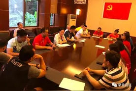 国家举重队举行主题党日活动图片