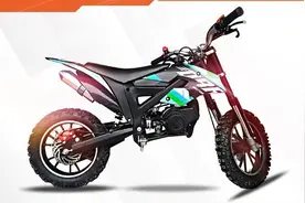 售1090元，国产50cc级小越野，马力2.4匹，还配有碟刹图片