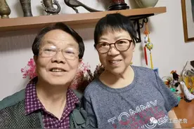 老了，我们还在一起，真好图片