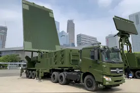 中国展出多型反隐身雷达 金一南：毫无疑问已跻身世界军用雷达系统第一方阵图片