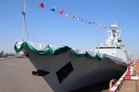 首艘054AP护卫舰交付巴基斯坦：用上相控阵雷达，比解放军自用的还强图片