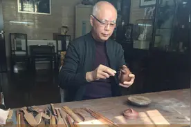 紫砂四小龙之二丨施小马：他眼里的一“方”天地图片