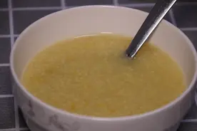 熬小米粥，用热水还是凉水？教你粥铺不外传做法，粘稠好喝米油多图片