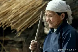 故事：远嫁女子梦见母亲病逝，次日回家看望母亲，竟因此救自己躲过一劫图片