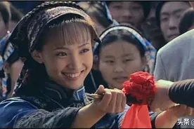 《血色湘西》演员现状，主角被丈夫夺去生命，配角跨国婚变太可惜图片