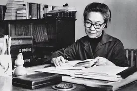 人过五十，越活越高级的女人，往往喜欢做这三件事情图片