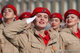 为啥俄国阅兵式，解放军总唱喀秋莎？背后是上甘岭战役的志愿军图片