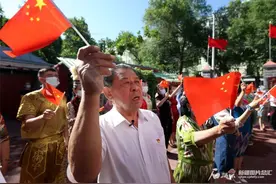 榜样引领 民族团结之花常开长盛图片