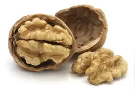 被门挤过的核桃还补脑？图片