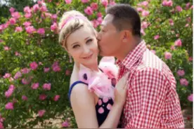 50岁大叔娶了个乌克兰“洋媳妇”，产下混血宝宝生活美满图片