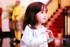 9岁马来西亚公主厌世脸爆红，娘胎自带奶凶气质：别惹公主不高兴图片