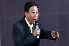 北洋军阀冯国璋，和冯巩是什么关系？视频封面
