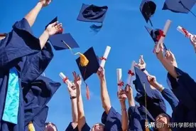 这辈子占到的最大便宜就是上大学图片